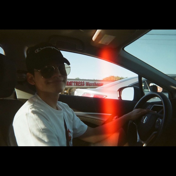 Meet your Posher, Joshua - Picture 1 of 1